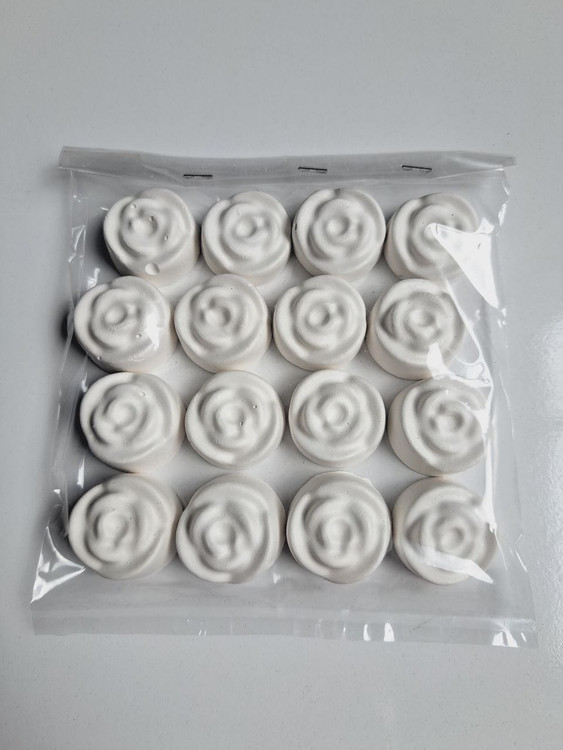 مجسمه گل رز 16 عددی