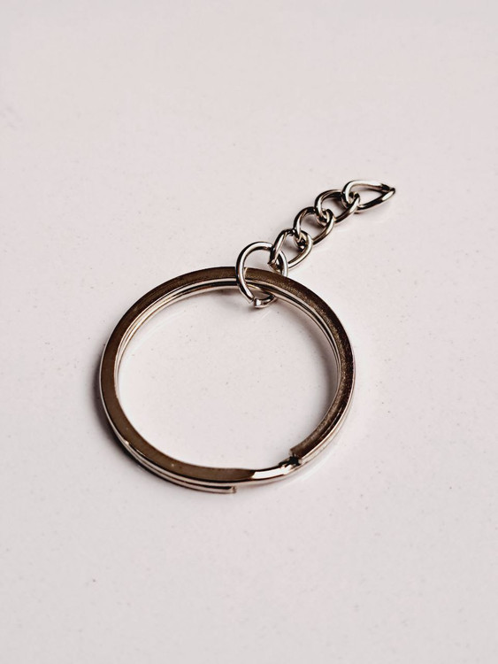 حلقه جاکلیدی و آویز نقره ای