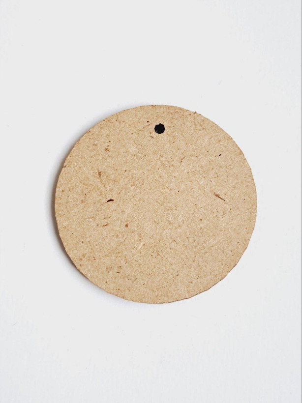 بیس چوبی گرد(دایره)خام سوراخ دار جاسوئیچی،گردن آویز سایز ۴ در ۴سانت