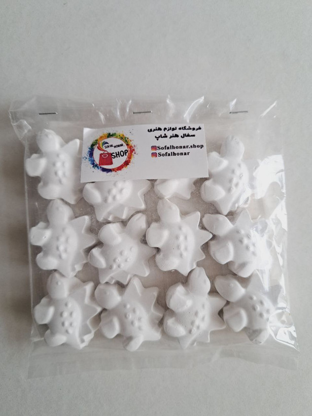 مجسمه دایناسور خاردار