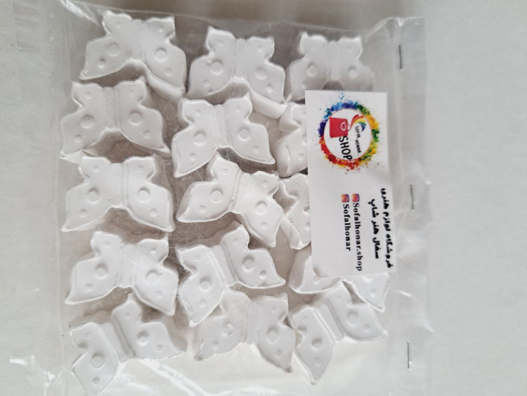 مجسمه پروانه کوچولو